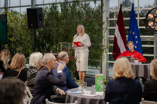 Pasākumu atklāja Satversmes tiesas priekšsēdētāja Irēna Kucina